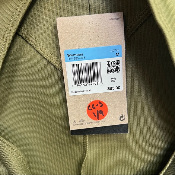 NWT - Nike Jordan 23 Engineered Women's 1/4-Zip Long-Sleeve Top Size M Tight Fit - Picture 10 of 14